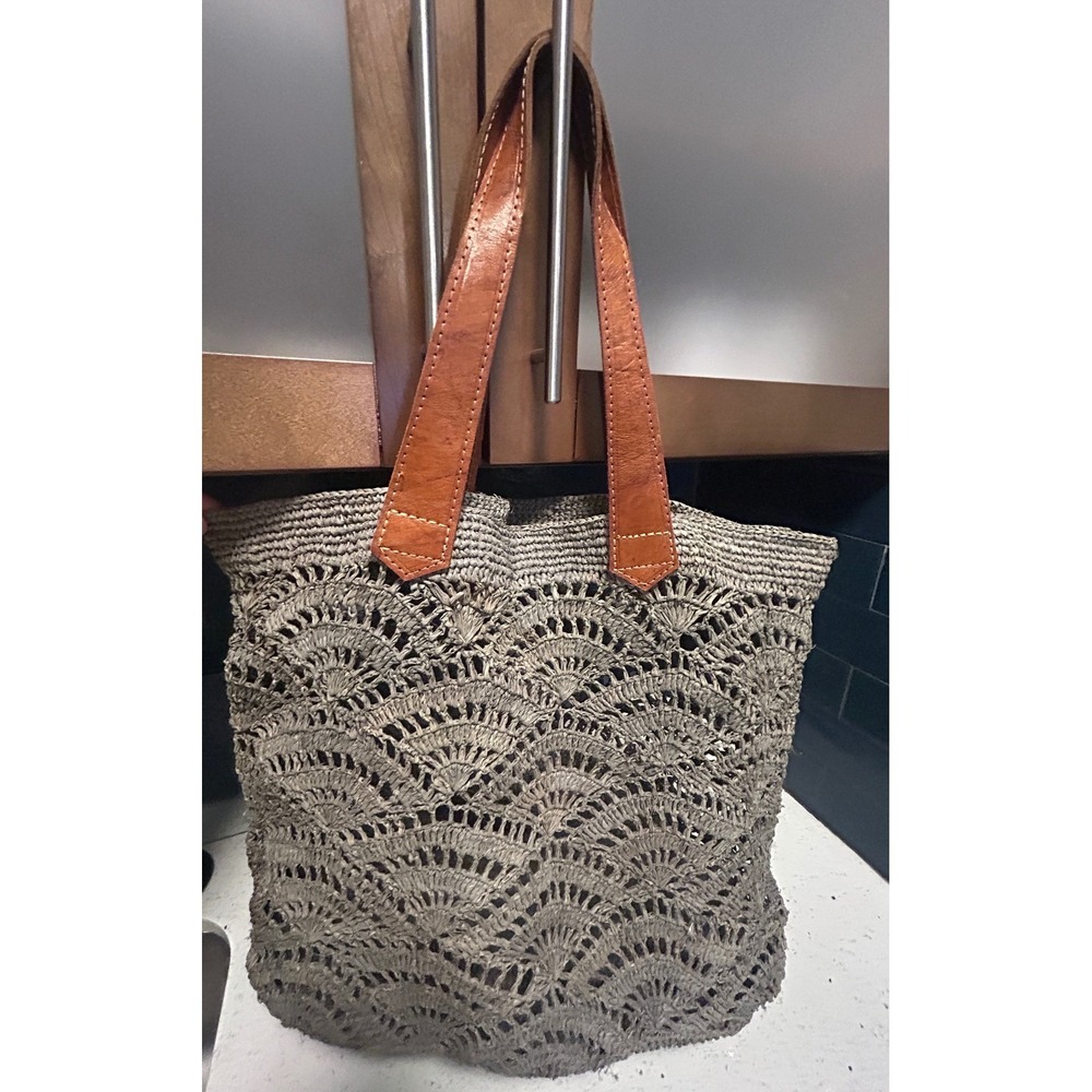 Mar Y Sol Tote Raffia Crochet Scalloped Leather Handle Boho Coastal Beachy